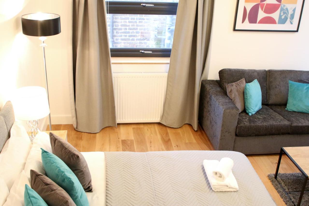 High Spec Luxury Studio Apartment In Sydenham 런던 외부 사진