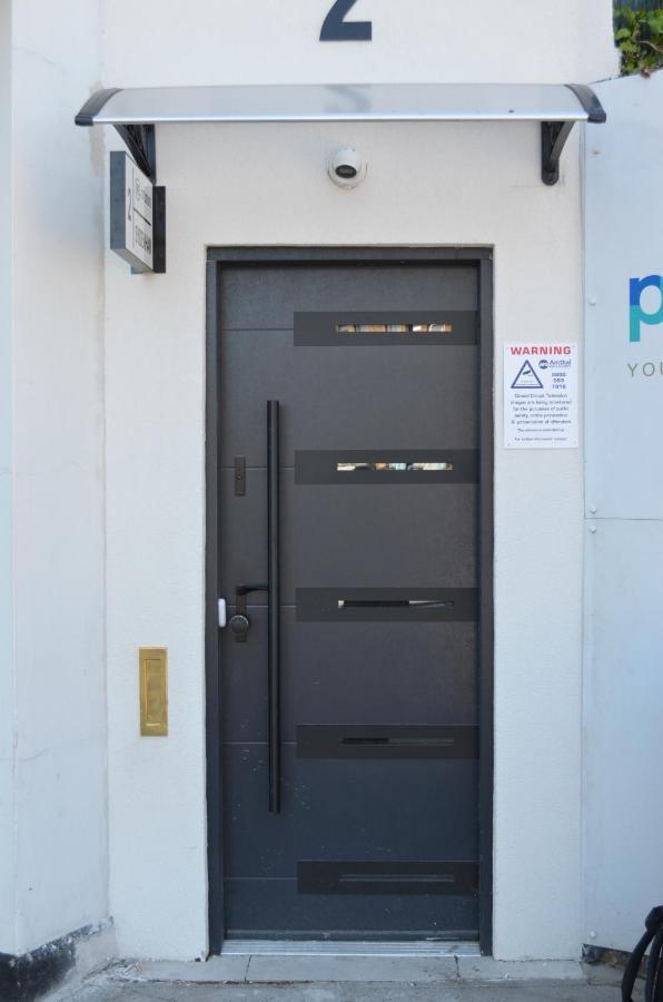 High Spec Luxury Studio Apartment In Sydenham 런던 외부 사진
